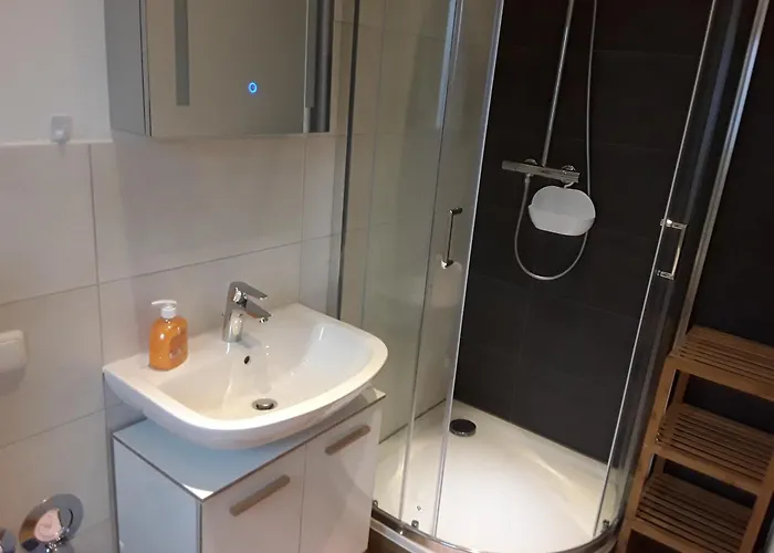 Апартаменты 30 , Rhoen , Ortsmitte , Frisch Saniert , Gaestehaus Mierdel Герсфельд