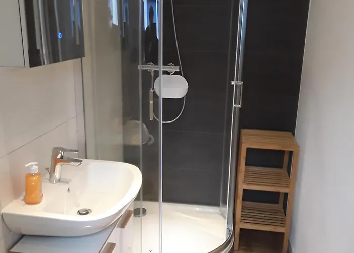 30 , Rhoen , Ortsmitte , Frisch Saniert , Gaestehaus Mierdel Герсфельд