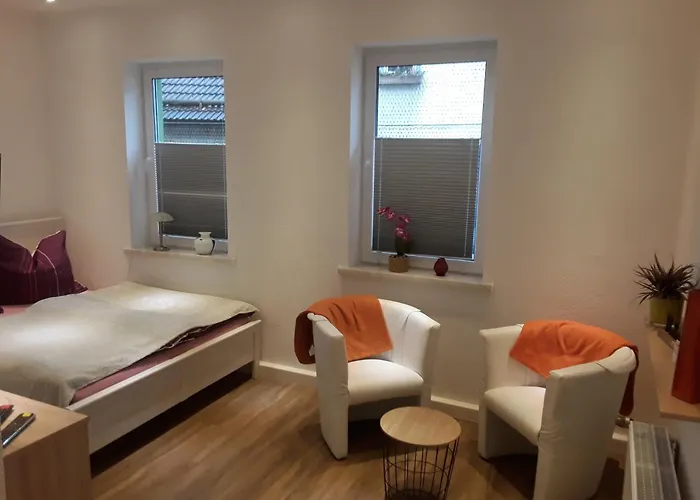 30 , Rhoen , Ortsmitte , Frisch Saniert , Gaestehaus Mierdel Апартаменты Герсфельд